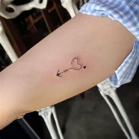 ideas de tatuajes para mujer|50 tatuajes para mujer bonitos y en tendencia que no te cansarás de。